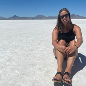 Meet your Posher, Becca